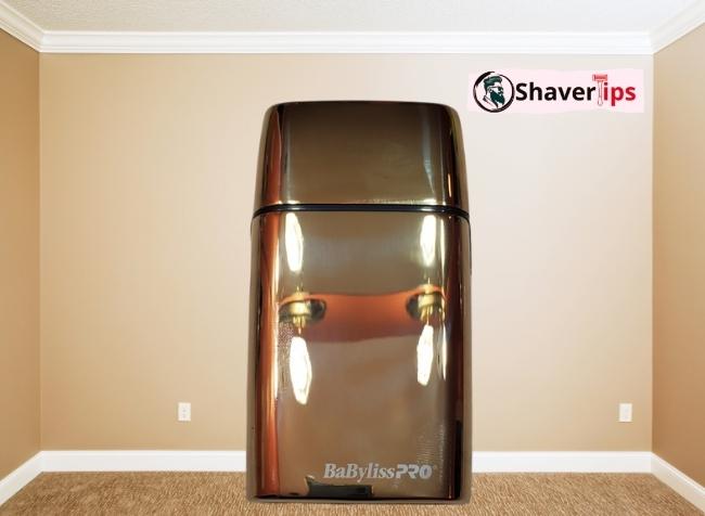 Pulling BaBylissPRO Double Foil Shaver from box