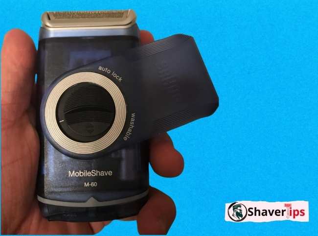 Side view of Braun Pocket Foil Shaver